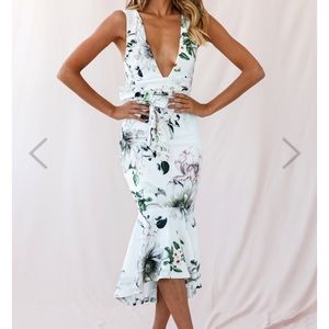 Selfie Leslie Sorry Not Sorry Floral Dress NWT